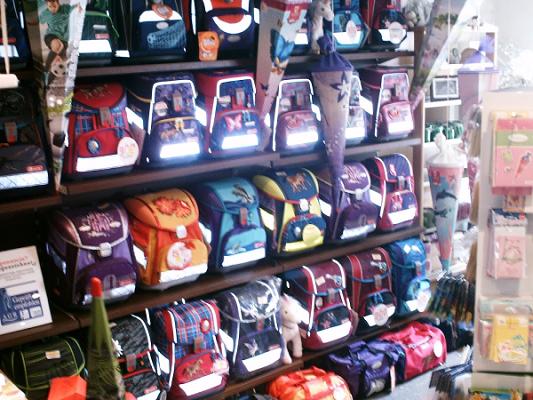 Schreibwaren Groß-& Einzelhandel "Fantastico"